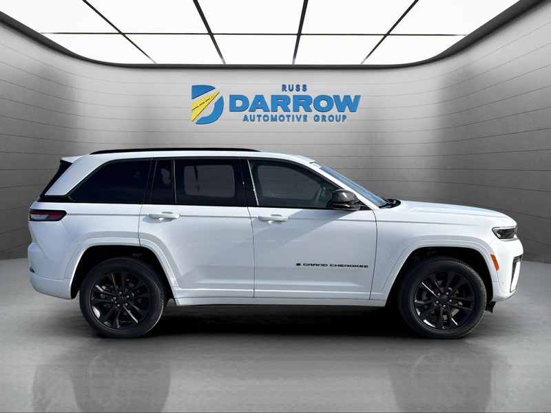 Jeep Grand Cherokee Vehicle Full-screen Gallery Image 6