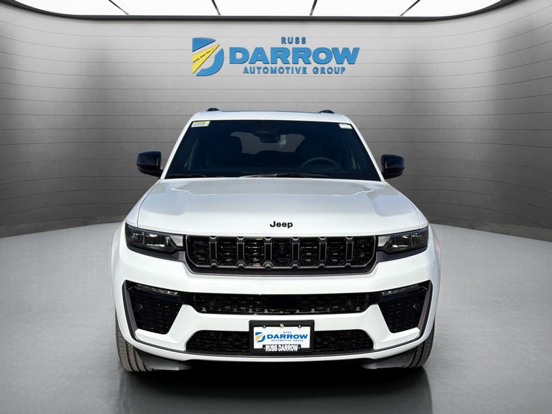 Jeep Grand Cherokee Vehicle Full-screen Gallery Image 8