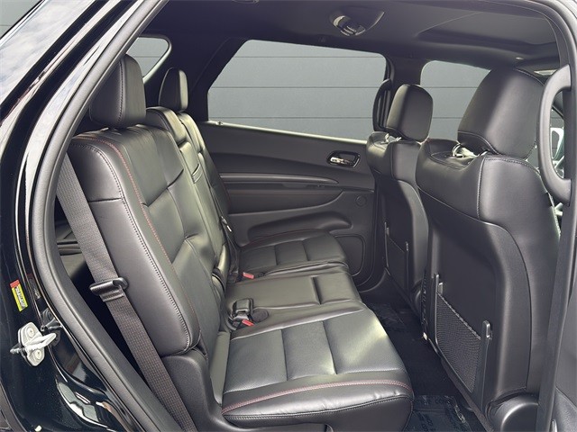 Dodge Durango Vehicle Full-screen Gallery Image 14