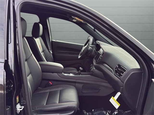 Dodge Durango Vehicle Full-screen Gallery Image 15