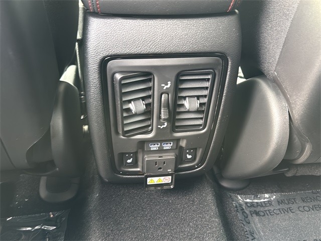 Dodge Durango Vehicle Full-screen Gallery Image 18