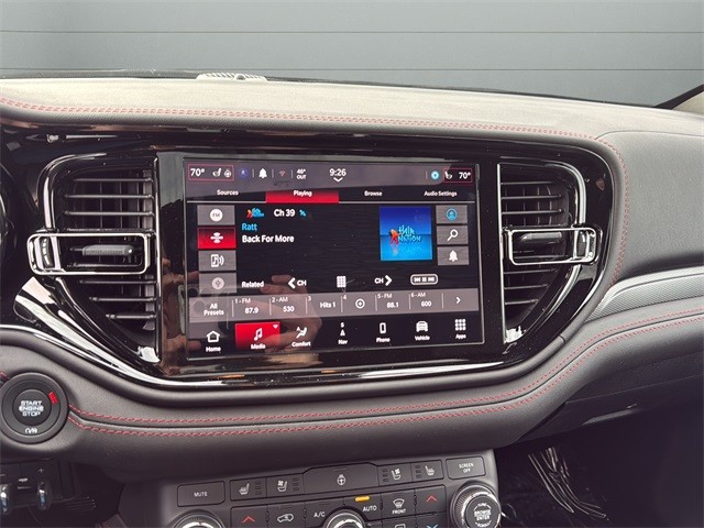 Dodge Durango Vehicle Full-screen Gallery Image 23