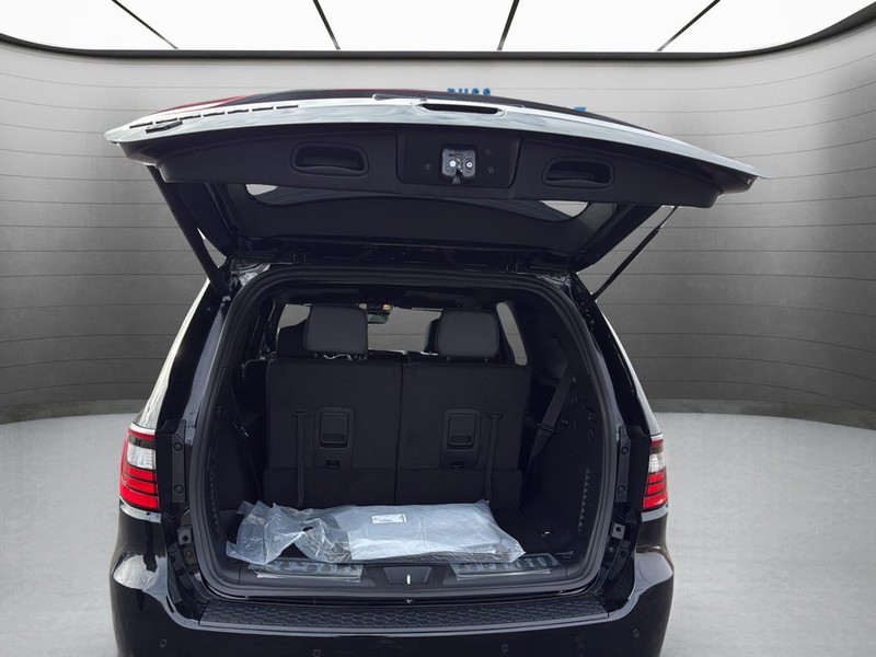 Dodge Durango Vehicle Full-screen Gallery Image 26