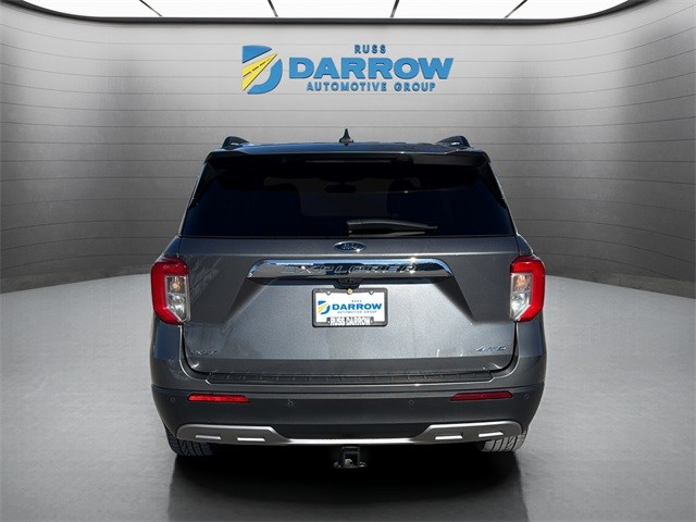 Ford Explorer Vehicle Full-screen Gallery Image 4