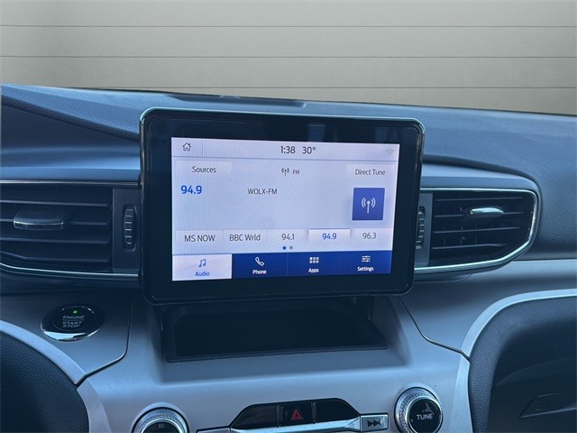 Ford Explorer Vehicle Full-screen Gallery Image 22