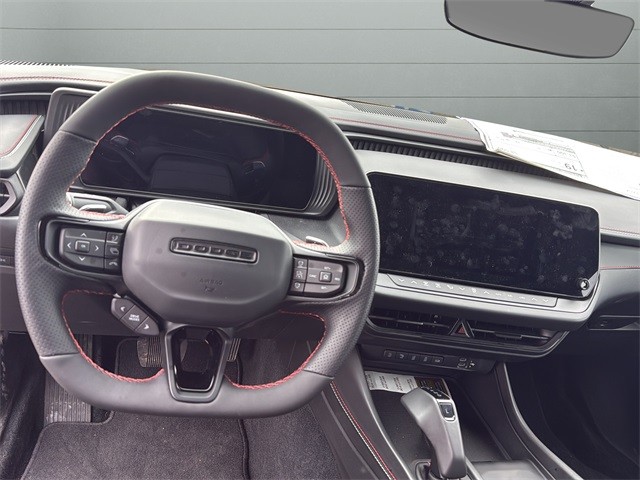 Dodge Charger Vehicle Full-screen Gallery Image 12