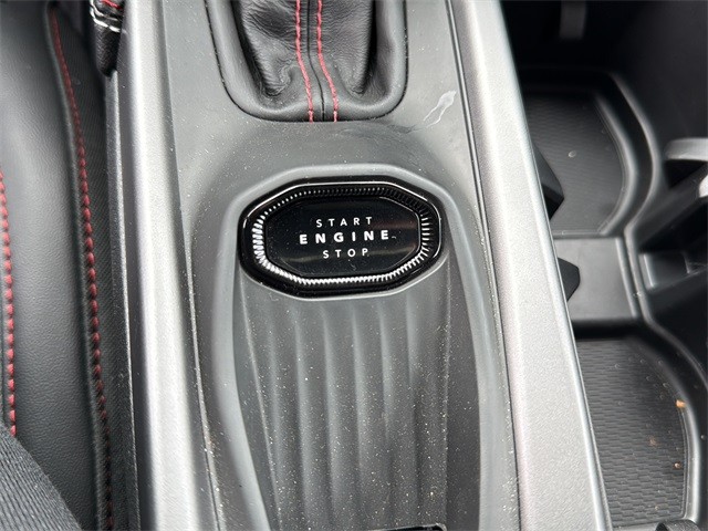 Dodge Charger Vehicle Full-screen Gallery Image 18