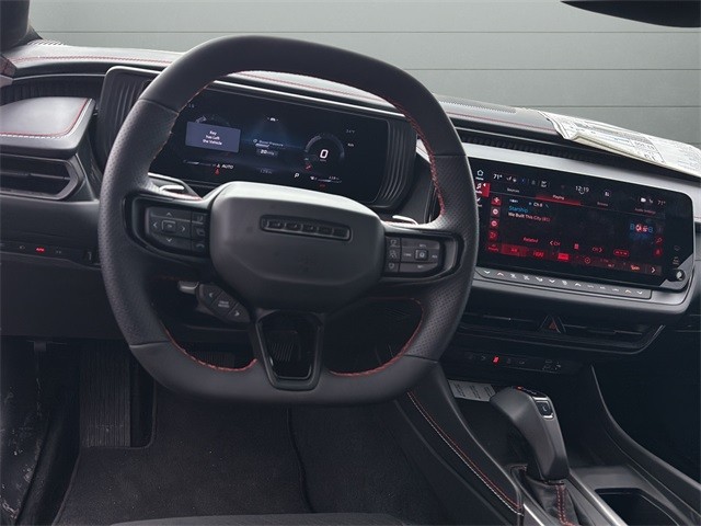 Dodge Charger Vehicle Full-screen Gallery Image 25