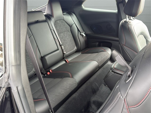 Dodge Charger Vehicle Full-screen Gallery Image 28