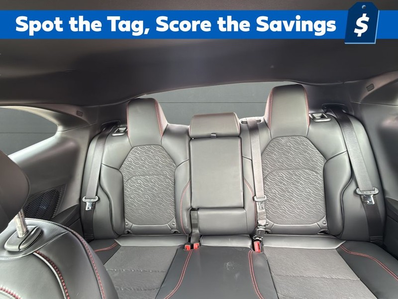 Dodge Charger Vehicle Full-screen Gallery Image 26