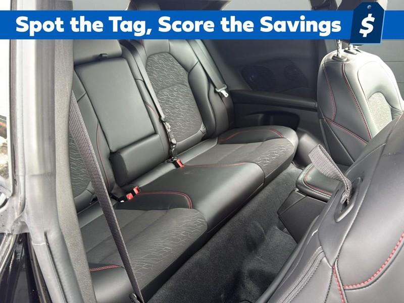 Dodge Charger Vehicle Full-screen Gallery Image 28