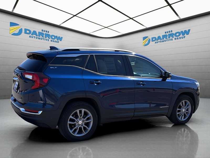 GMC Terrain Vehicle Full-screen Gallery Image 5