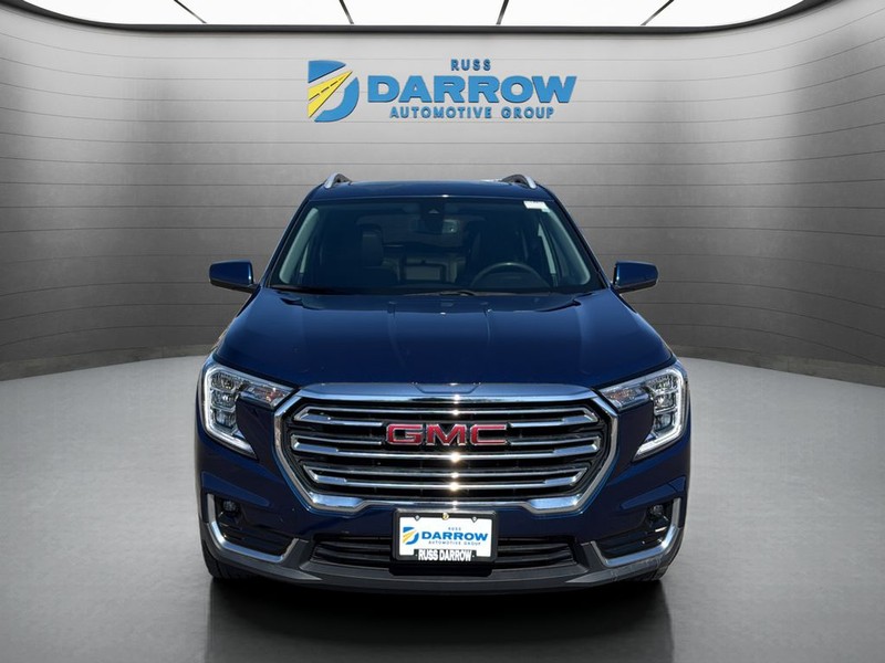 GMC Terrain Vehicle Full-screen Gallery Image 8