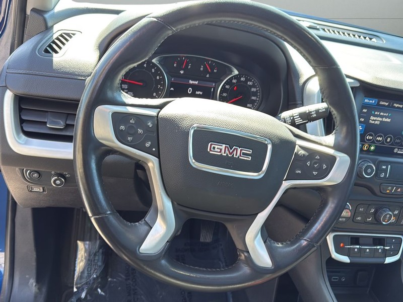 GMC Terrain Vehicle Full-screen Gallery Image 27