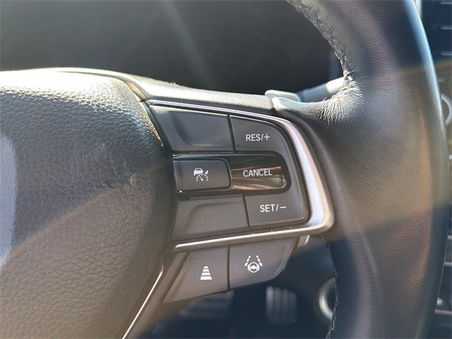 Honda Accord Hybrid Vehicle Full-screen Gallery Image 10