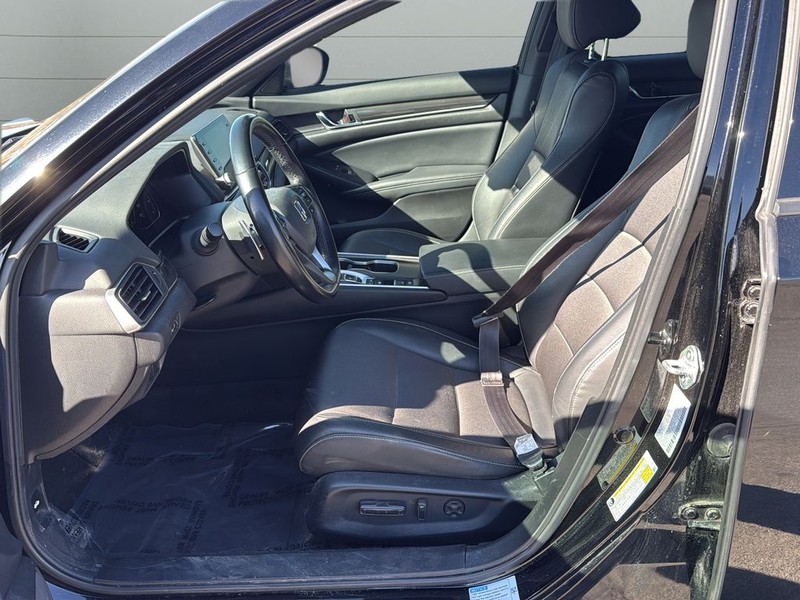 Honda Accord Hybrid Vehicle Full-screen Gallery Image 10