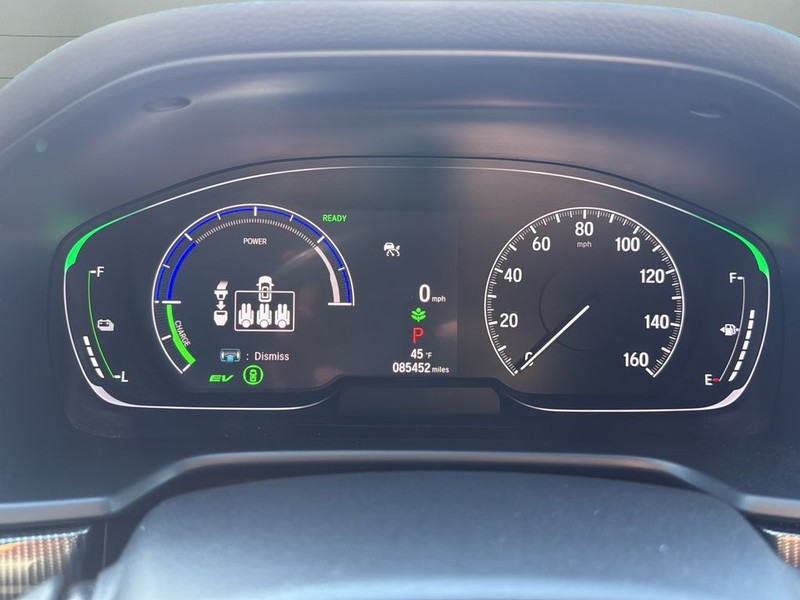Honda Accord Hybrid Vehicle Full-screen Gallery Image 12
