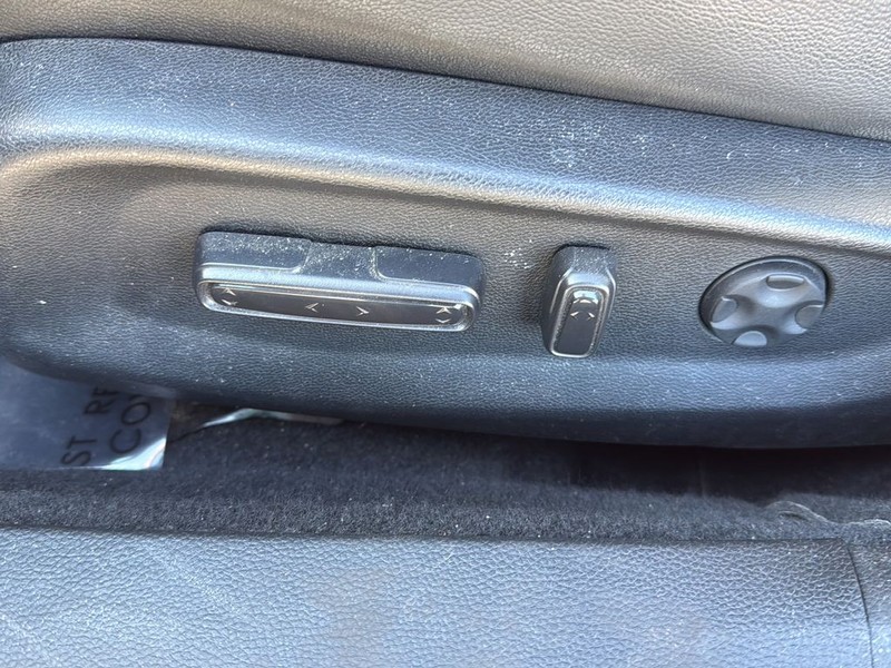 Honda Accord Hybrid Vehicle Full-screen Gallery Image 21