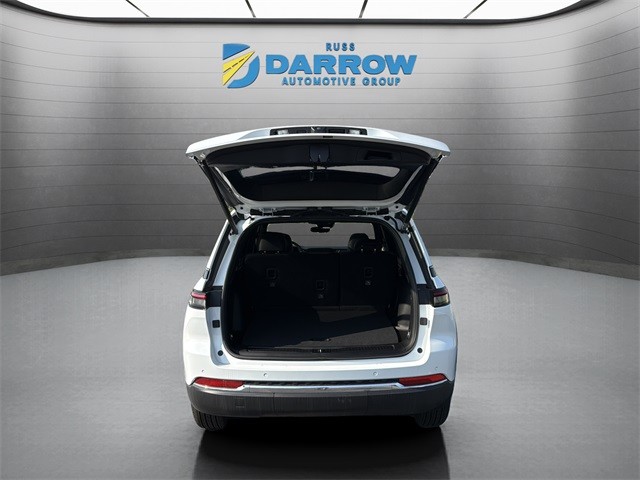 Jeep Grand Cherokee 4xe Vehicle Full-screen Gallery Image 28