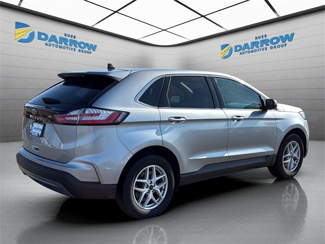 Ford Edge Vehicle Full-screen Gallery Image 5