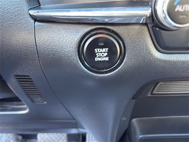 Mazda CX-30 Vehicle Full-screen Gallery Image 20