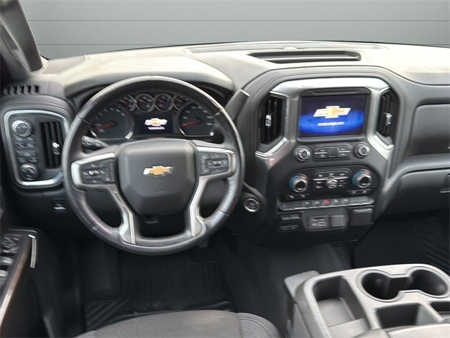 Chevrolet Silverado 1500 Vehicle Full-screen Gallery Image 12