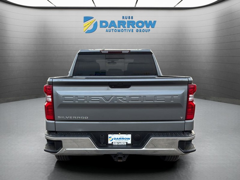 Chevrolet Silverado 1500 Vehicle Full-screen Gallery Image 4