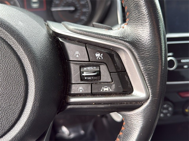 Subaru Crosstrek Vehicle Full-screen Gallery Image 10