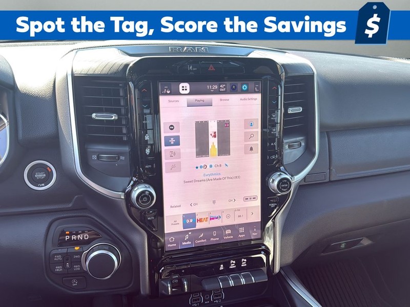 Ram 1500 Vehicle Full-screen Gallery Image 22