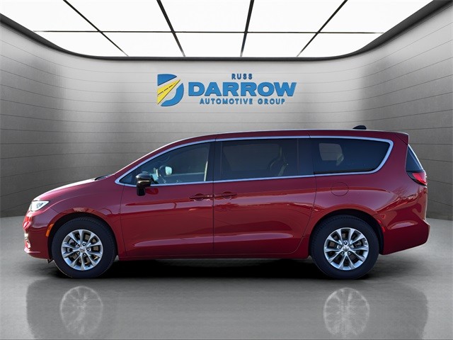 Chrysler Pacifica Vehicle Full-screen Gallery Image 2