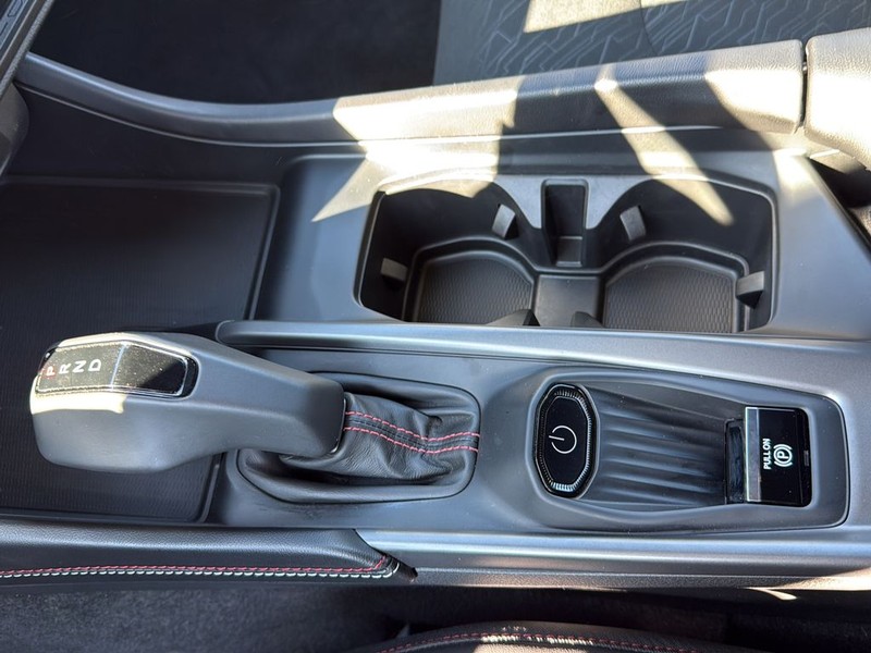 Dodge Charger Daytona Vehicle Full-screen Gallery Image 18