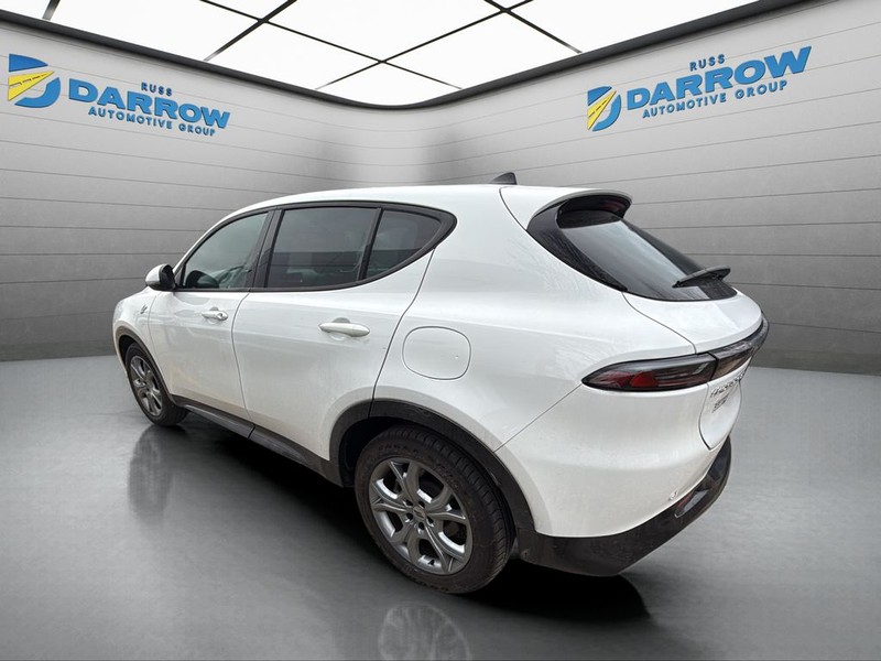 Dodge Hornet Vehicle Full-screen Gallery Image 3