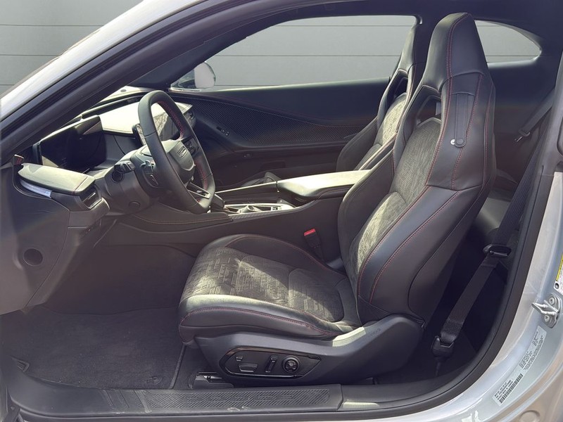 Dodge Charger Daytona Vehicle Full-screen Gallery Image 10