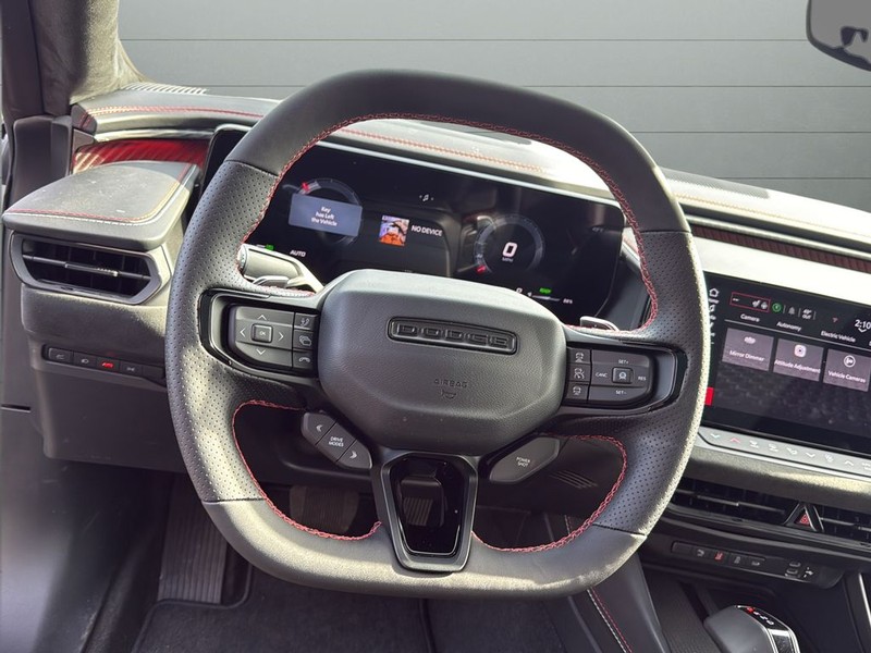 Dodge Charger Daytona Vehicle Full-screen Gallery Image 28