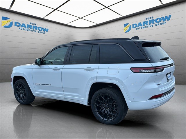 Jeep Grand Cherokee Vehicle Full-screen Gallery Image 3