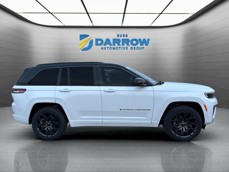 Jeep Grand Cherokee Vehicle Full-screen Gallery Image 6