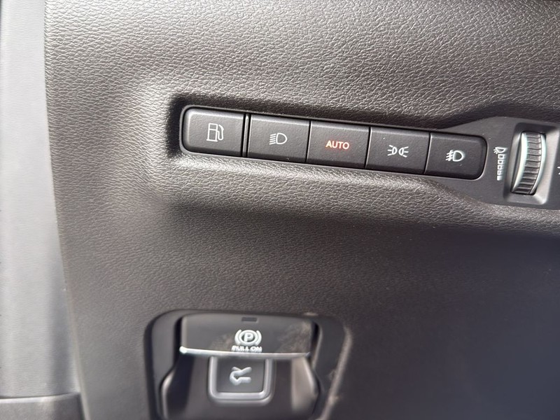 Jeep Cherokee Vehicle Full-screen Gallery Image 18