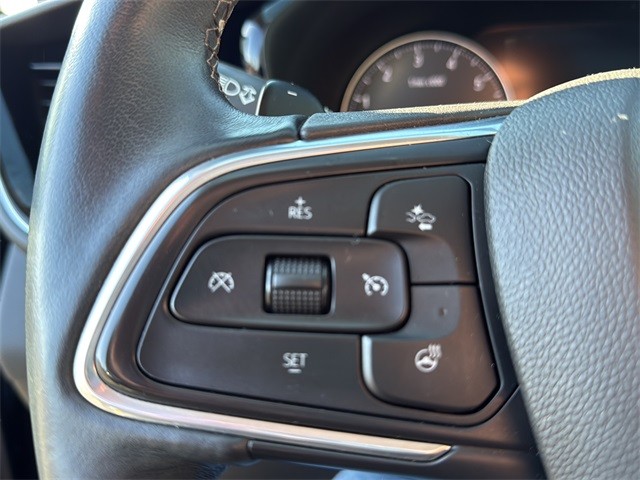 Buick Envision Vehicle Full-screen Gallery Image 9