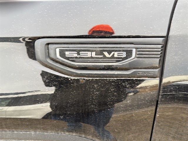 GMC Sierra 1500 Vehicle Full-screen Gallery Image 9