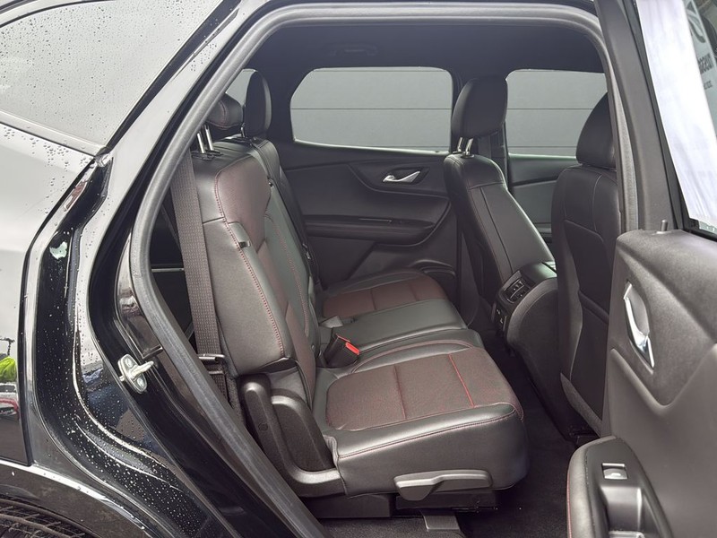 Chevrolet Blazer Vehicle Full-screen Gallery Image 14