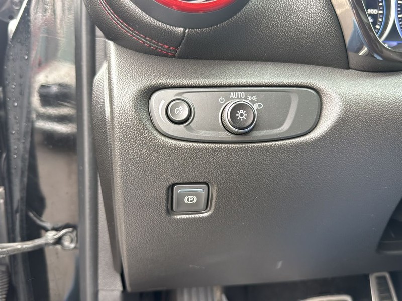 Chevrolet Blazer Vehicle Full-screen Gallery Image 18