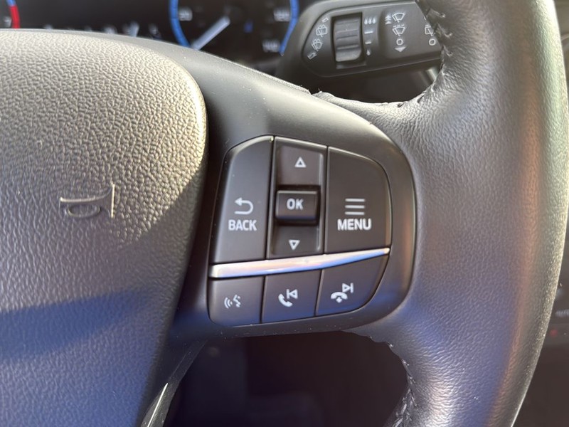 Ford Bronco Sport Vehicle Full-screen Gallery Image 19