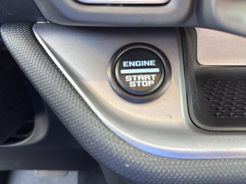 Ford Bronco Sport Vehicle Full-screen Gallery Image 20