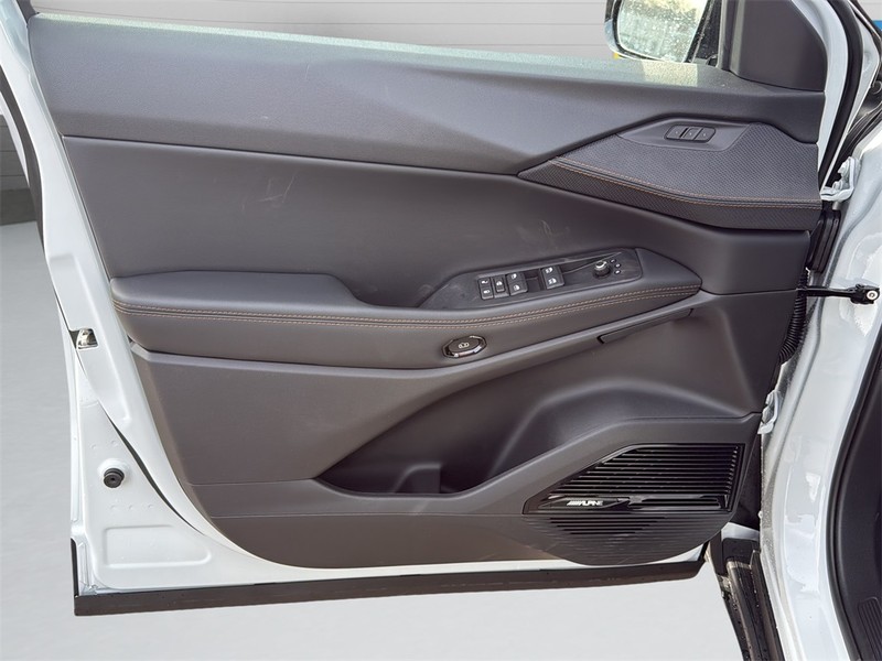 Jeep Cherokee Vehicle Full-screen Gallery Image 11