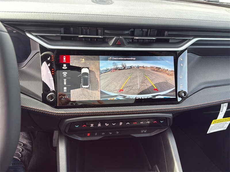 Jeep Cherokee Vehicle Full-screen Gallery Image 24