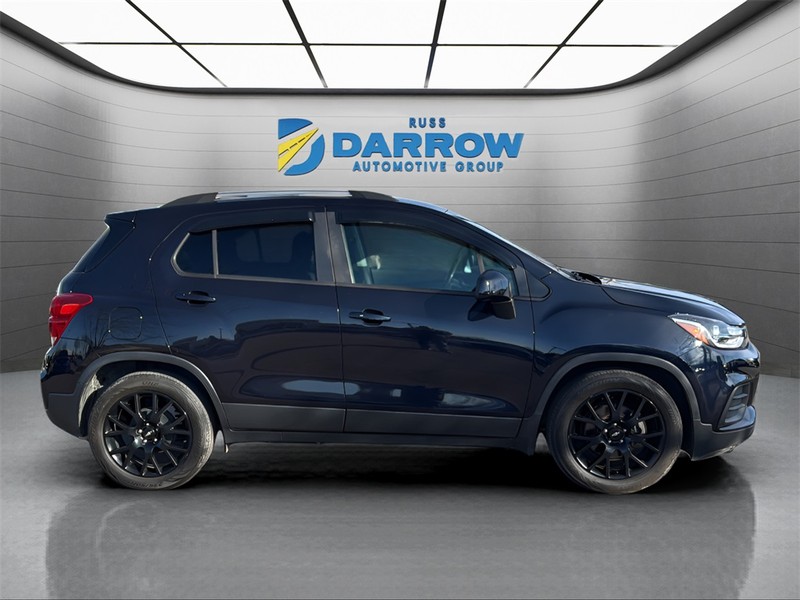 Chevrolet Trax Vehicle Full-screen Gallery Image 6