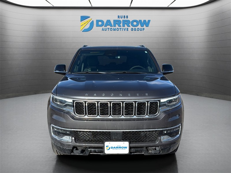 Jeep Wagoneer L Vehicle Full-screen Gallery Image 8