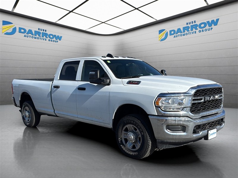 Ram 2500 Vehicle Full-screen Gallery Image 7