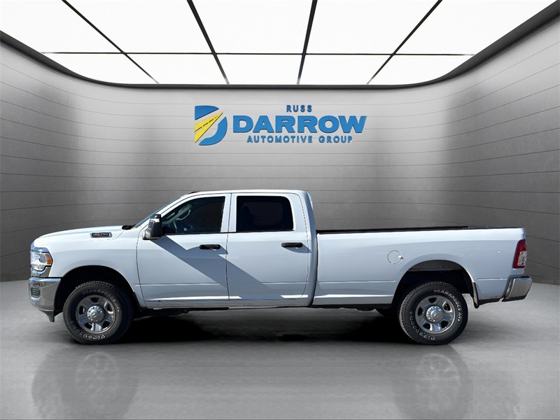 Ram 2500 Vehicle Full-screen Gallery Image 2