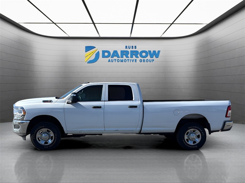 Ram 2500 Vehicle Full-screen Gallery Image 2